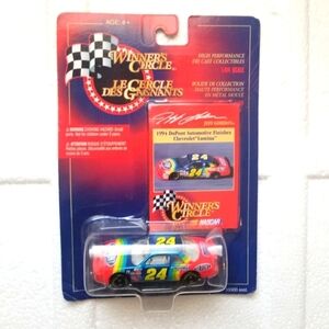 1998 1:64 Diecast Winners Circle Jeff Gordon # 24 Car